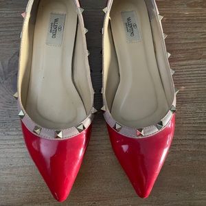 Valentino Garavani Patent Rockstud Ballet Flat 39